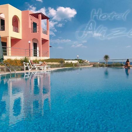 Hotel Alize Santa Cesarea Terme Exteriör bild